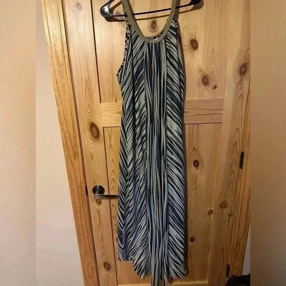 Women’s‎ stripped maxi dress size large - Picture 2 of 5